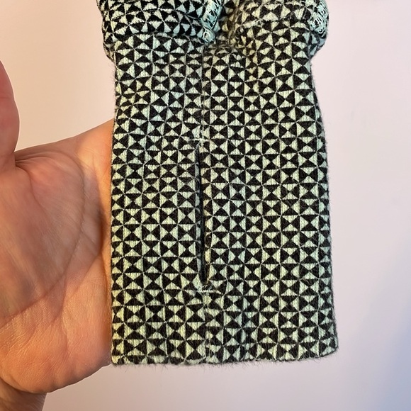 Lululemon Scuba Hoodie Stretch (Lined Hood)
Double Diamond Fresh Teal size 6 - Picture 6 of 16